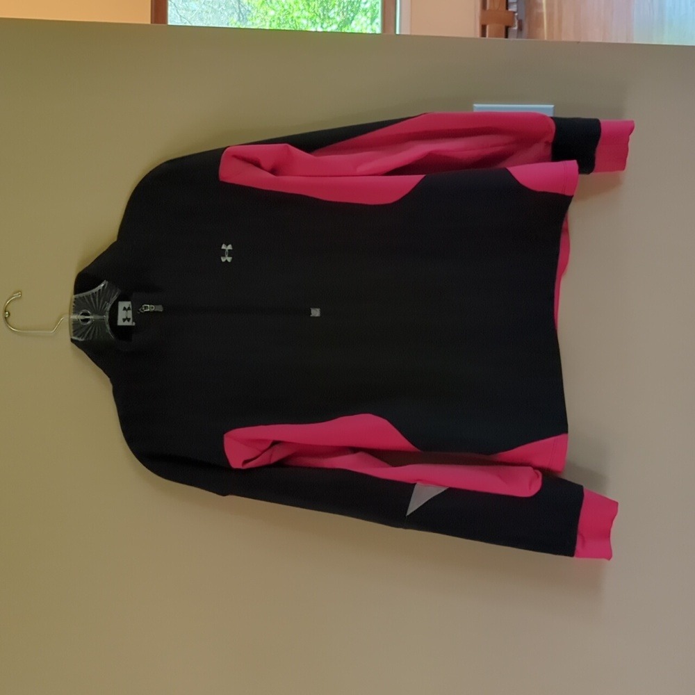 Under Armour pullover